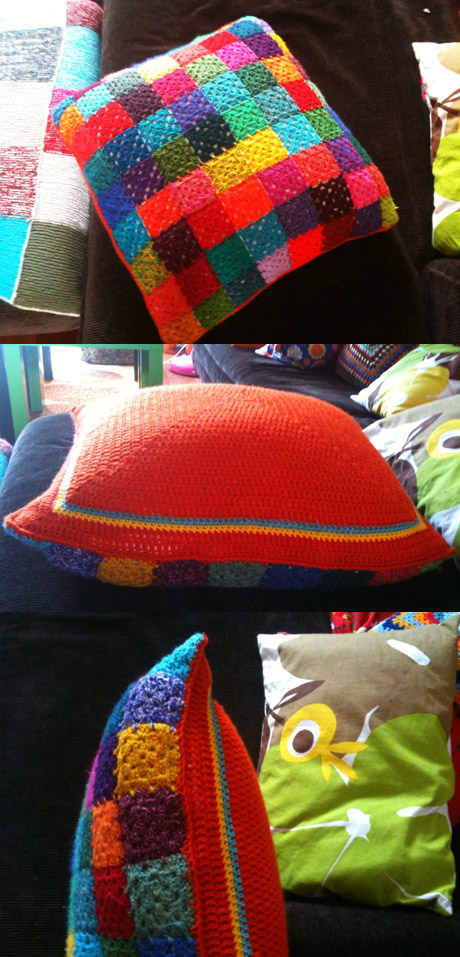 coussin Elmer multicolore en laine au crochet /granny square pillow