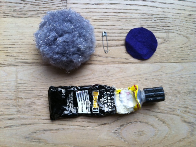 broche pompon - étape 2