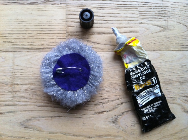 broche pompon étape6